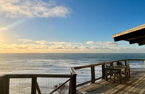 Manchester House | Serene Irish Beach Home with Panoramic Ocean Views!