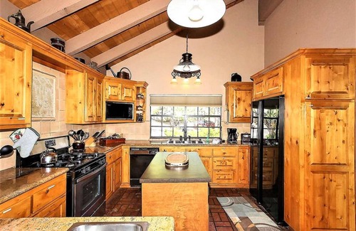 Big Bear Lake House | Serene Lakefront 4BR with Dock and Spa. Ski Slopes nearby