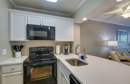 Briarcliffe Acres Condo | Serene Myrtle Beach Condo w/Resort Amenities!