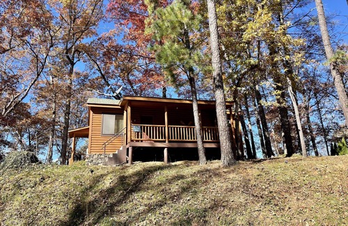 Bryson City House | Serene Nantahala Village Cabin w/Pool near Nantahala Outdoor Center!