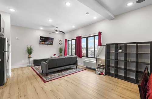 Bayonne Condo | Serene Oasis - NYC & NWK w/free parking
