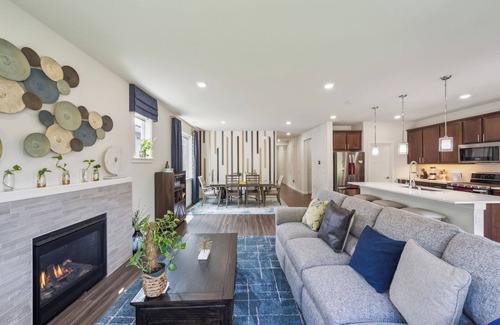 Port Orchard House | Serene Port Orchard Retreat: 3BR 3BA with Trails and Amazing Views