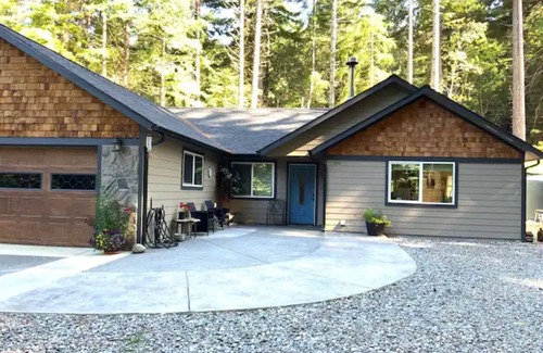 Crescent City House | Serene restful redwoods getaway