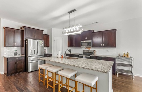 West Southern Pines House | Serene South Henley: Short Drive to Downtown