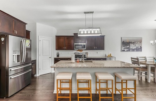West Southern Pines House | Serene South Henley: Short Drive to Downtown