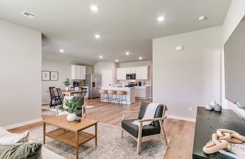 Broken Arrow House | Serene Springs on 85th