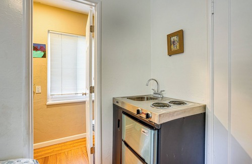 Castro Valley Apartment | Serene Studio in SF Suburbs: Quiet + Cat Friendly!