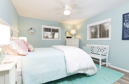 Jamestown House | Serene Views! Contemporary Cottage on the Historic North End of Jamestown