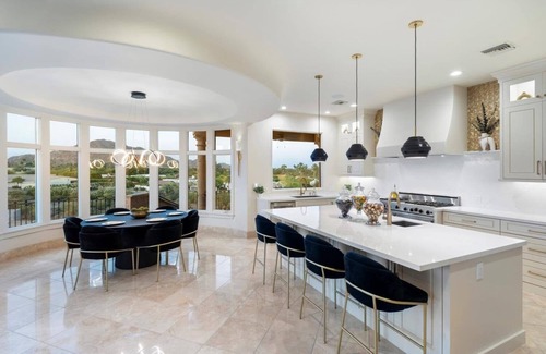 Paradise Valley House | Serenissima – La Dolce Vita above Paradise Valley
