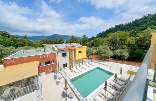 Golden Beach Apartment | Serenity Apartments