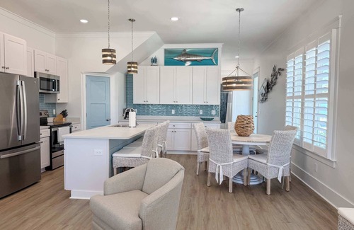 St. George Island House | Serenity by the Sea St George Island Pool Home