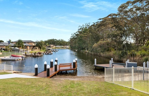 Sussex Inlet House | Serenity Escape - Belle Escapes Jervis Bay