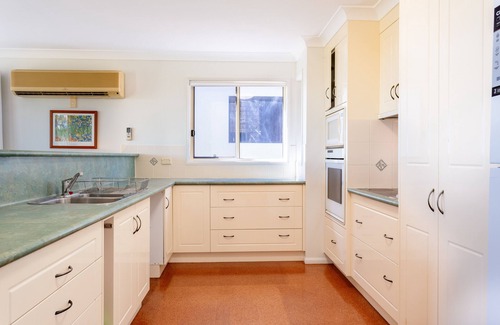 Kinka Beach Apartment | Serenity House at Kinka - LOWER LEVEL