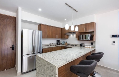 Emiliano Zapata Condo | Serenity Now in Zona Romantica