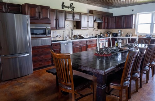 Sugar Loaf Settlement House | Serenity of San Salvador, Bahamas