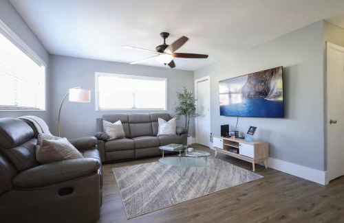 Hunt Club Villa | Serenity Retreat PoolSpa BBQ WorkSpace WiFi 3Bdrm