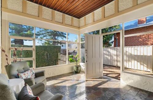 Glenelg South House | Serenity Shores Glenelg South