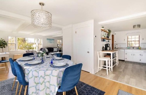 South Yarmouth House | Serenity Views, Private Waterfront w/Deck Patio, Kayaks SUP, King bed