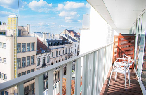 Saint-Josse-ten-Noode Apartment | Serviced Apartment w/Terrace § Parking 6A