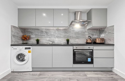 Crouch End Apartment | Serviced Ensuite Room Finsbury Park London N19