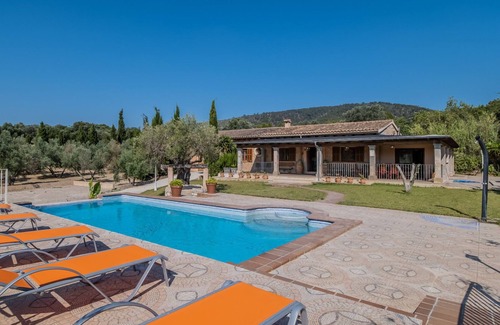Selva Cottage | Ses Comes de Binimar Finca for 8 in Selva with pool
