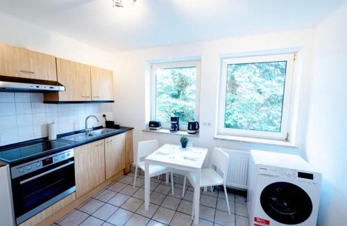 Seth Apartment | Seth C - Monteursunterkunft - Einzelbetten - gute Anbindung - Bettwäsche