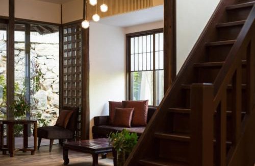 Onomichi Apartment | Setouchi Minato no Yado