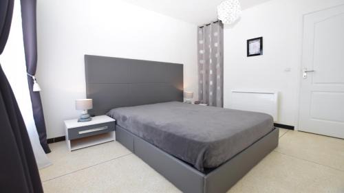 Cavaliere Apartment | SETTE B Locations T2-3 Residence