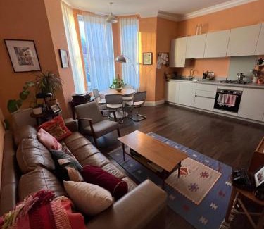Moffat Apartment | Seven Sisters 1 bed apartment