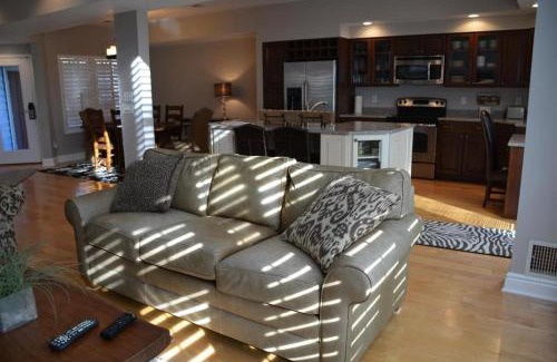 Seven Springs Apartment | Seven Springs Woodridge 3 Bedroom Premium Condo, Private deck with wooded view condo