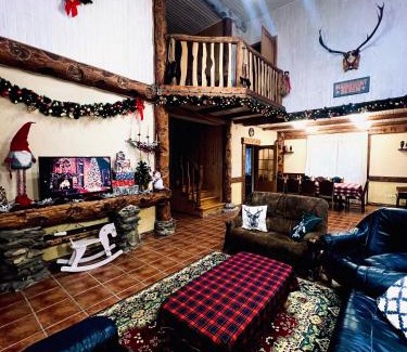 Mykulychyn Villa | Seventh Heaven
