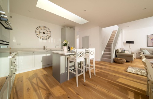 Woolacombe House | Seymour Heights, three bedroom holiday home with views over Woolacombe Beach