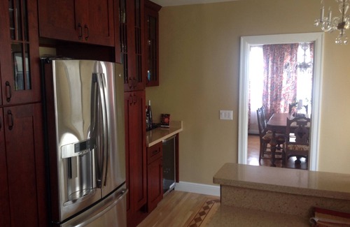 Mount Davidson Manor Apartment | SF 3 Bedroom House, 1.5 Bath. Ample free parking & view of the Pacific
