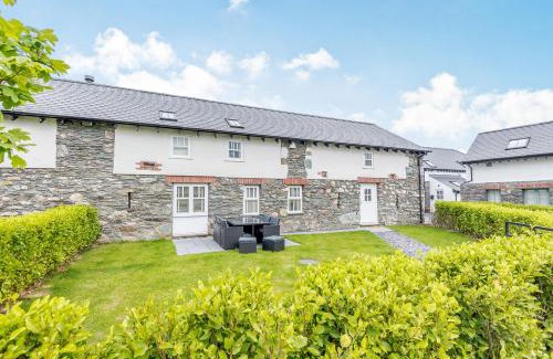 Holyhead House | Sgubor