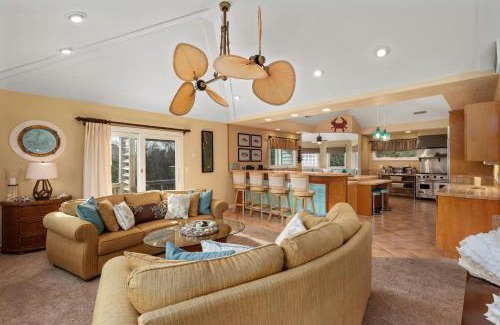 Southern Shores House | SH157 Chase-n-Grace