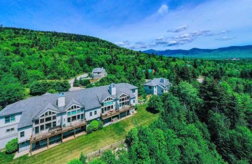 Bretton Woods House | SH5 Luxurious Stone Hill Townhome