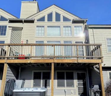 Bretton Woods House | SH5 Luxurious Stone Hill Townhome