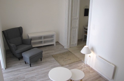 Erzsebetvaros Apartment | Shabby Chic Apartment