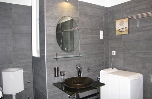 Erzsebetvaros Apartment | Shabby Chic Apartment