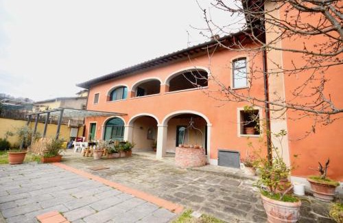 Figline e Incisa Valdarno Apartment | Shabby House