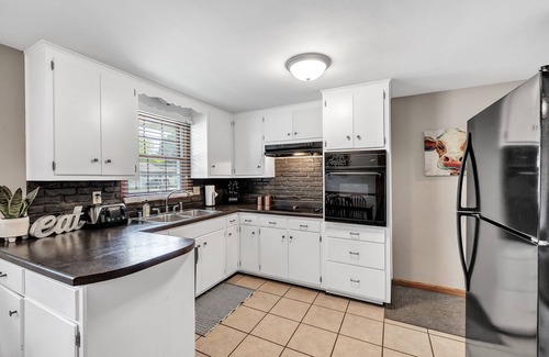 Green Bay House | Shadow Lane Tailgate House - Newly Remodeled