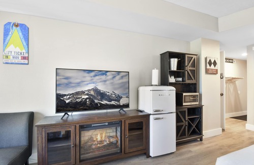 North Park City Hotel | Shadow Ridge by Luxury Mountain Destinat