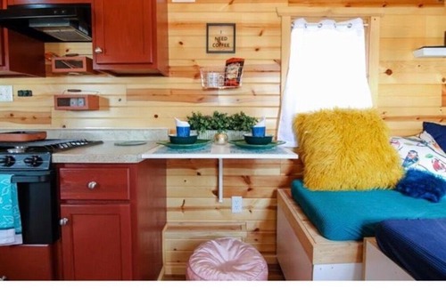 Independence House | Shady Beach Resort, Lake Sarah Darling Tiny Home