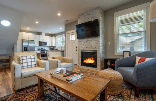 Asheville Villa | Shady Grove | Asheville Villa with Hot Tub and Minutes from Downtown