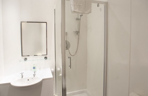 Poole Hotel | Shah of Persia, Poole by Marston's Inns