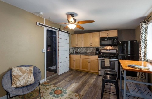 Hauula House | Shaka Hale Combo – near beach, PCC, with AC
