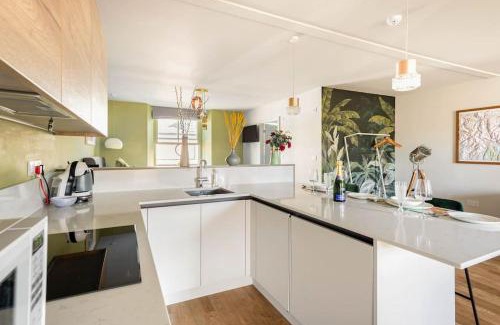 Bowness-on-Windermere Apartment | Shamrock, Bowness on Windermere, Superb one bedroom apartment with private parking