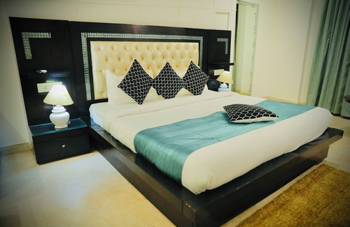 Vrindavan Hotel | Shanti Seva Dham