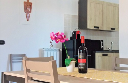 Girasole House | Shardana Blu - Net Zero Home Holiday - Sleeps 4