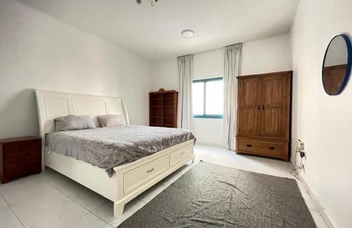 Al Majaz House | Sharjah corniche private room for women only